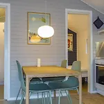 A In With 2 Bedrooms And Wifi